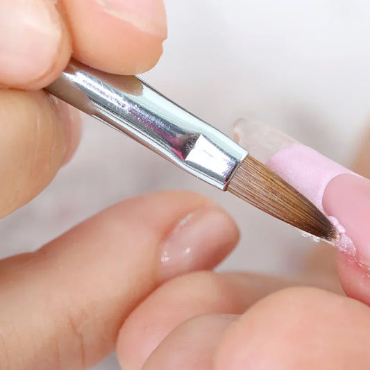 🖌️ Cómo Elegir el Pincel Perfecto para Uñas Acrílicas: Tipos, Usos y Consejos de Expertas